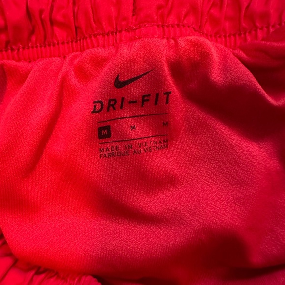 Women’s Red Nike Shorts - Picture 3 of 3